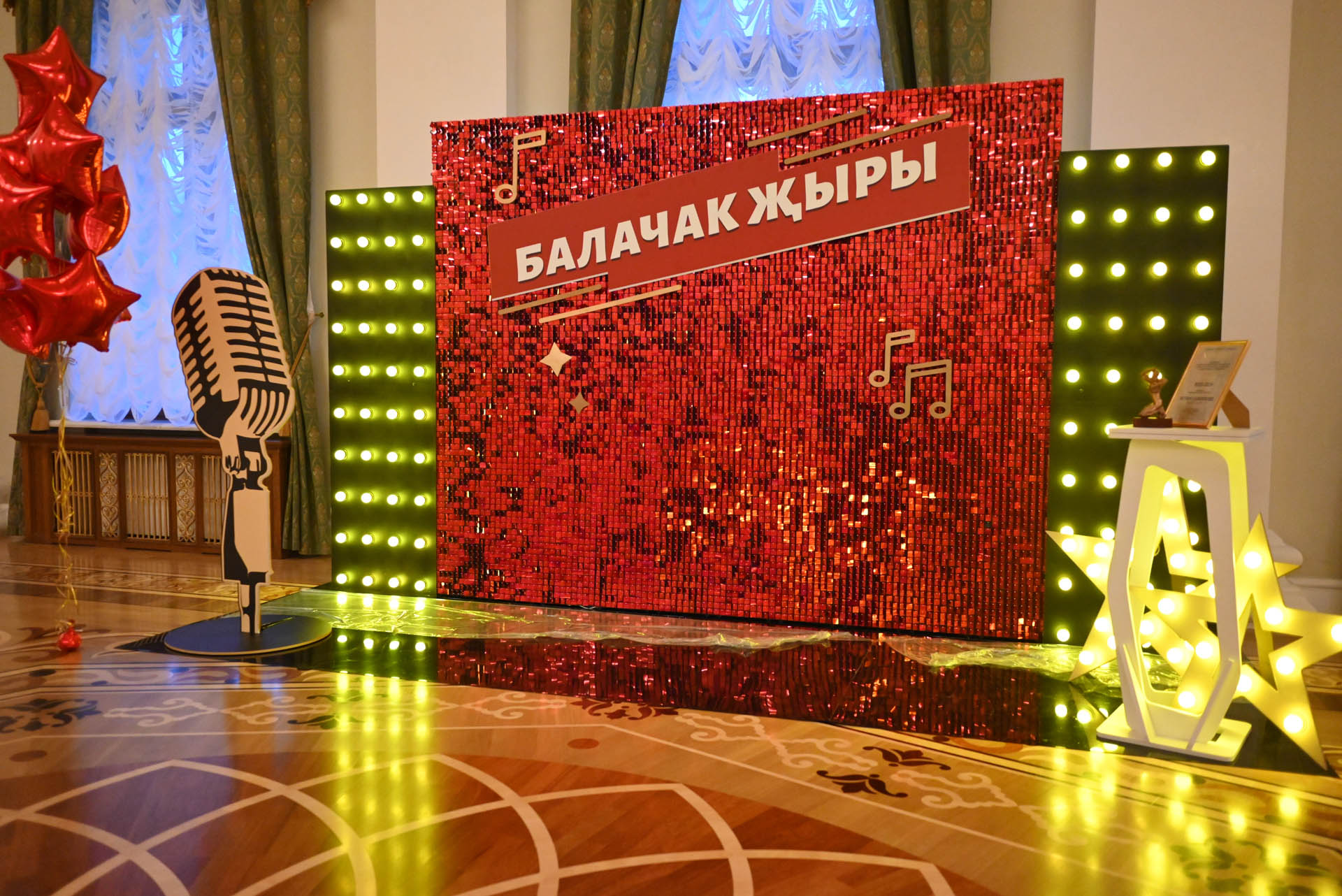 «Балачак җыры - 2024» гала-концерты! Фойедан фото