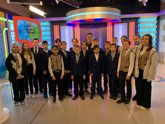 Бездә кунаклар бар!