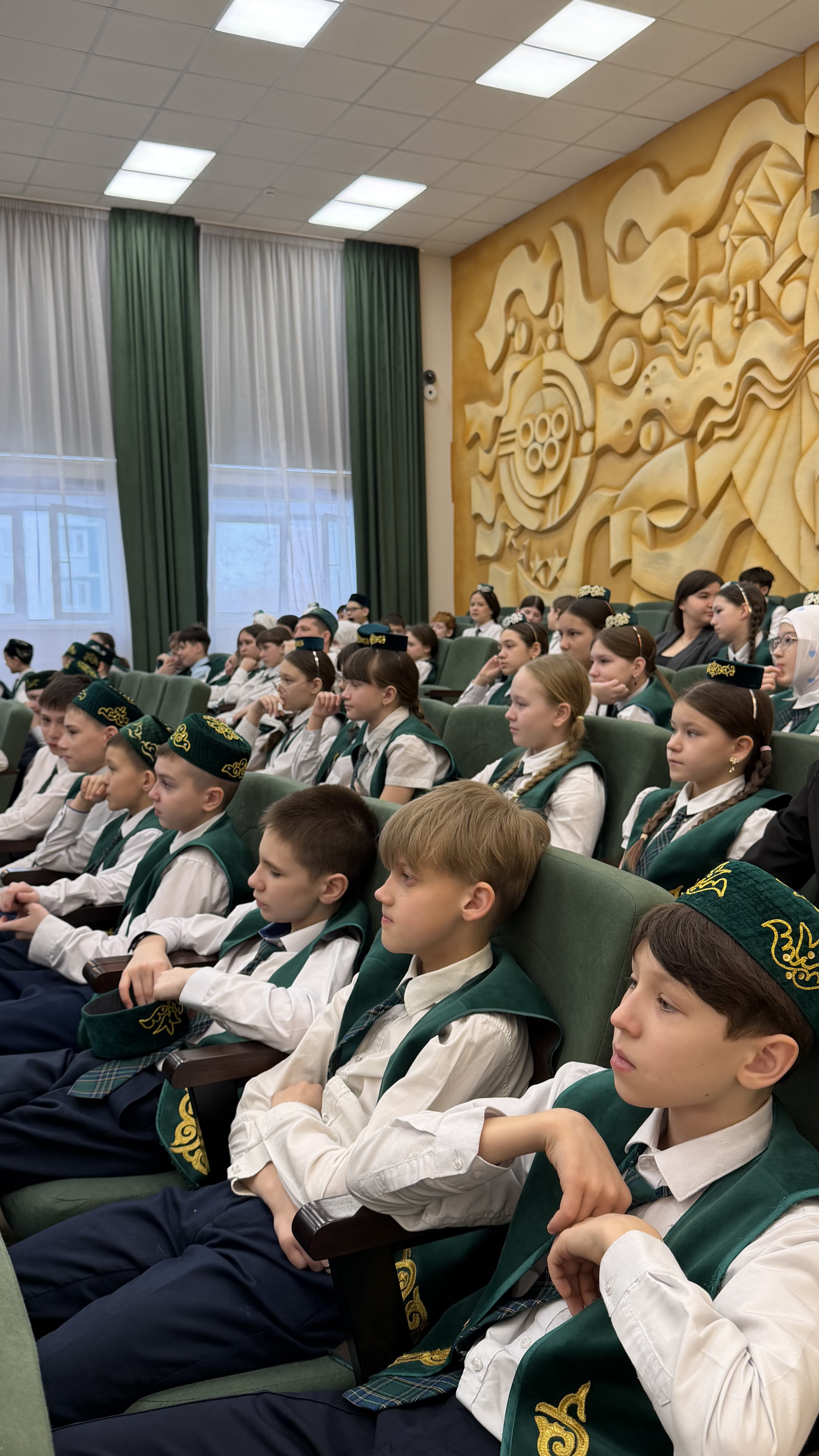 «ШАЯН ТВ» сезнең мәктәптә