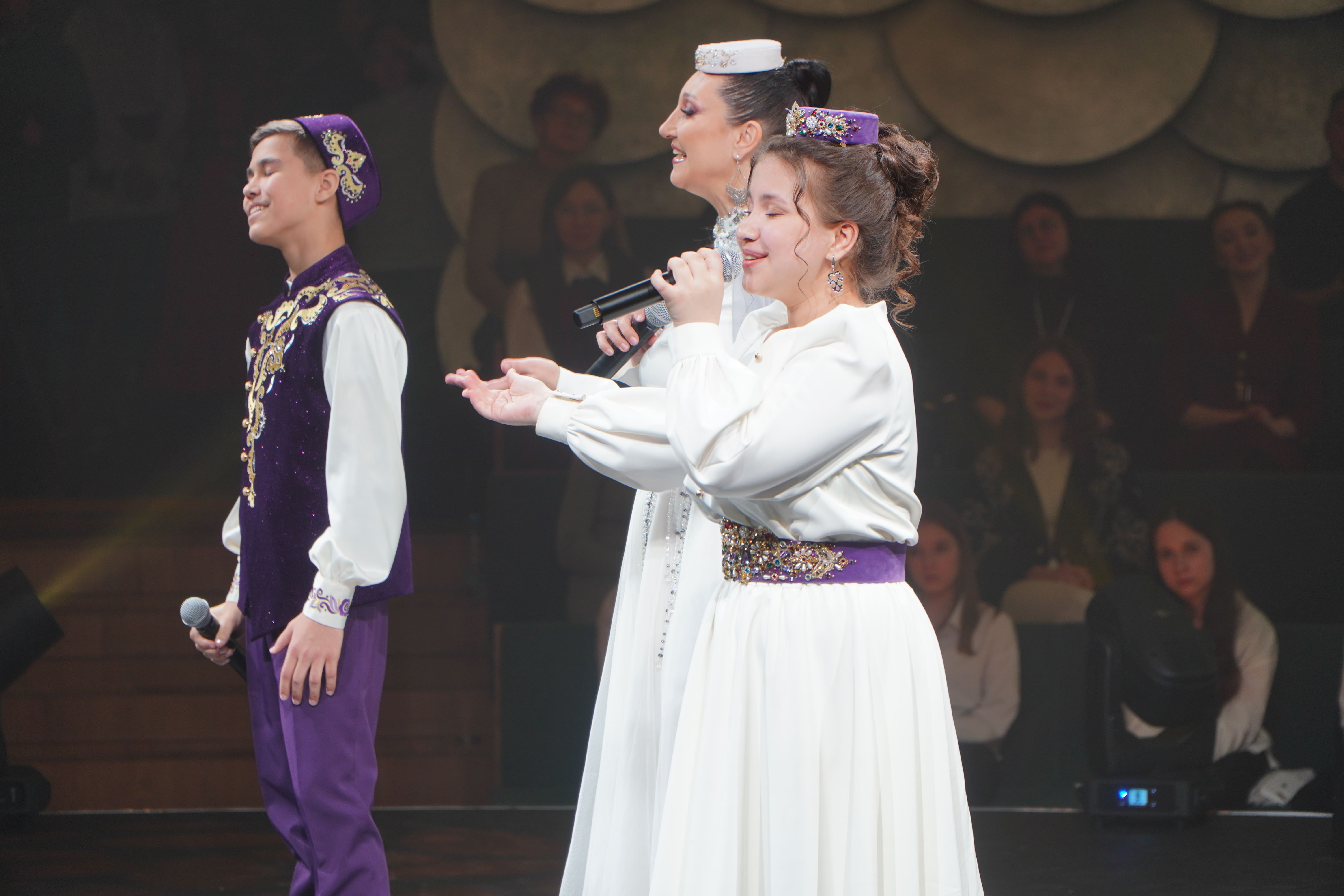 Татар сүзе - Тукай сүзе