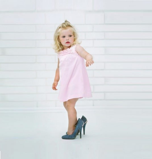 Үкчәле туфли кимәгез...