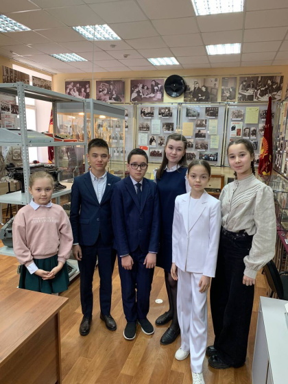 «ШАЯН ТВ» каналы алып баручылары радио журналистлары белән очрашты