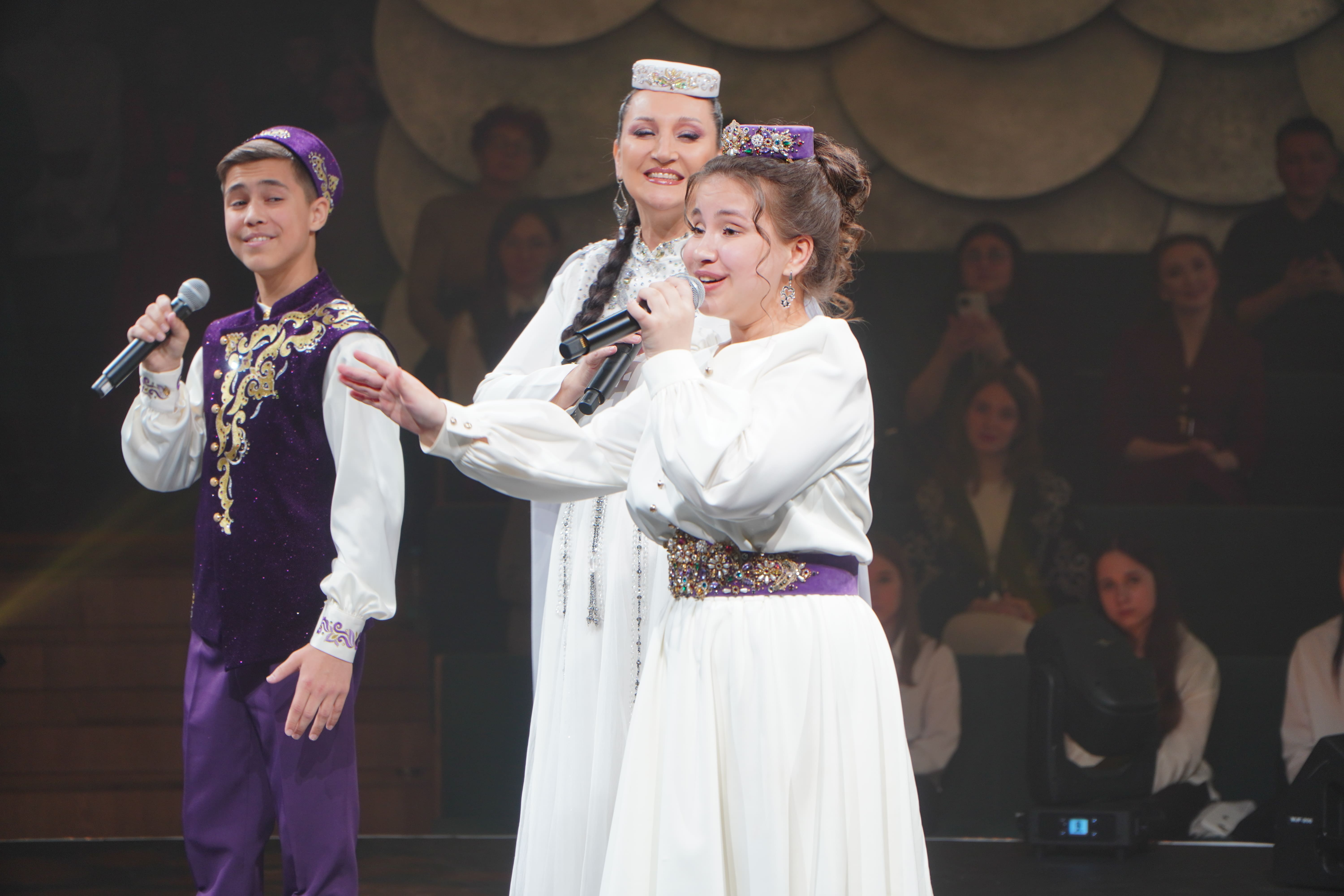 Татар сүзе - Тукай сүзе