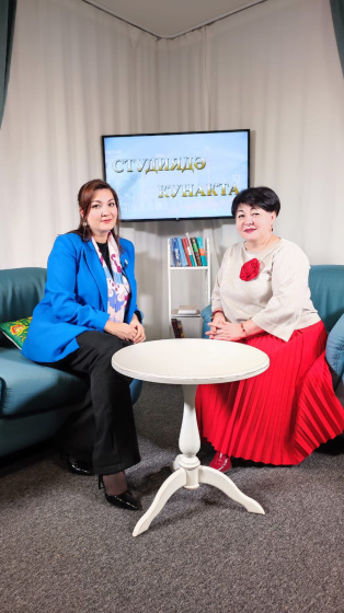 «Дөнья» студиясендә кунакта