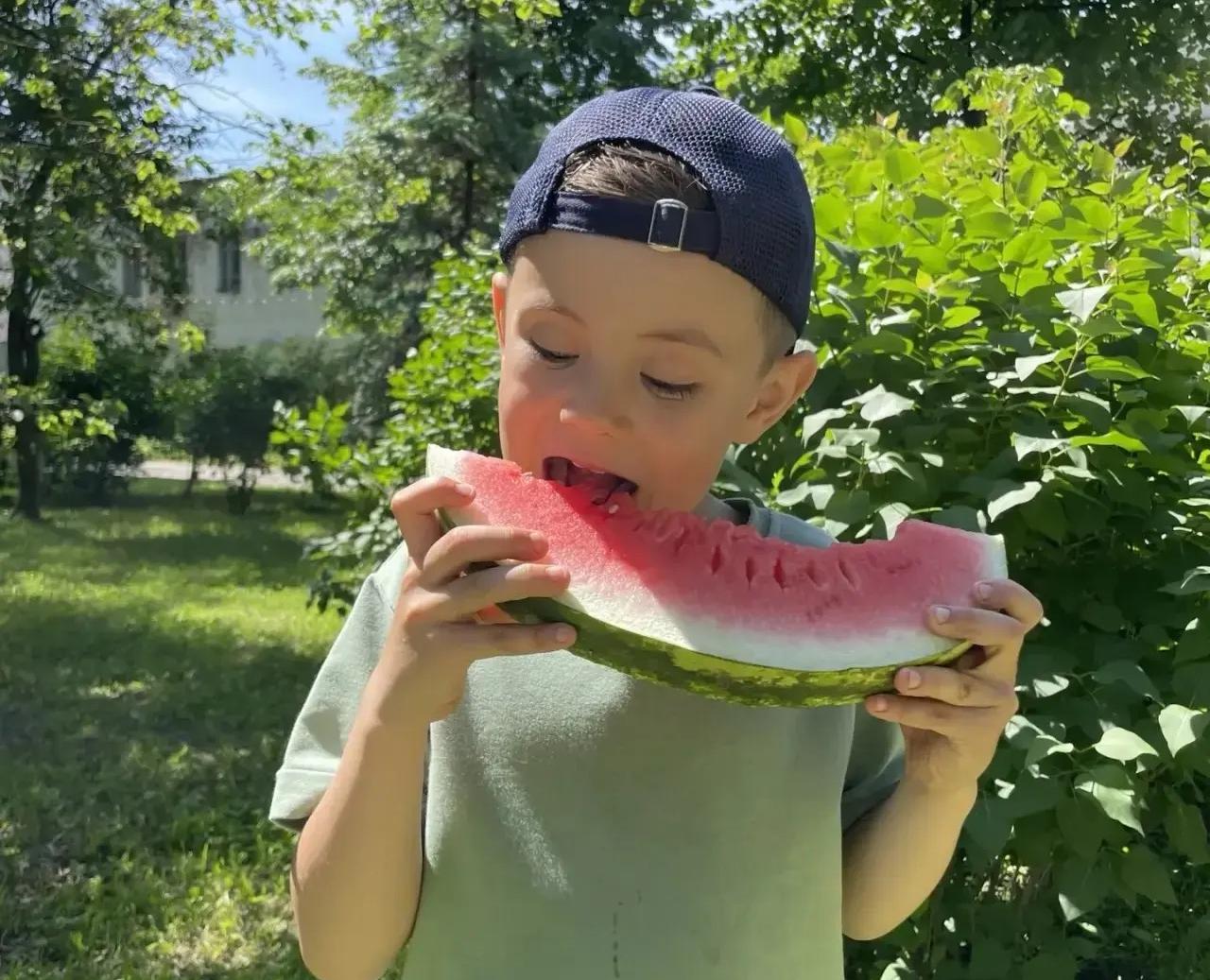 Карбыз көне: җиләкме, җимешме, әллә яшелчәме?