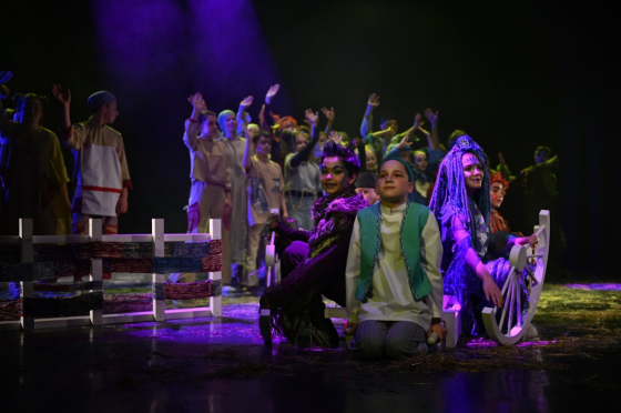 «ШАЯН ТВ» каналы алып баручылары беренчелекне бирми!