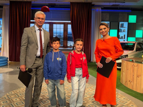 «ШАЯН ТВ» каналы алып баручылары «Гаилә белән сайлыйбыз» телемарафонында катнашты