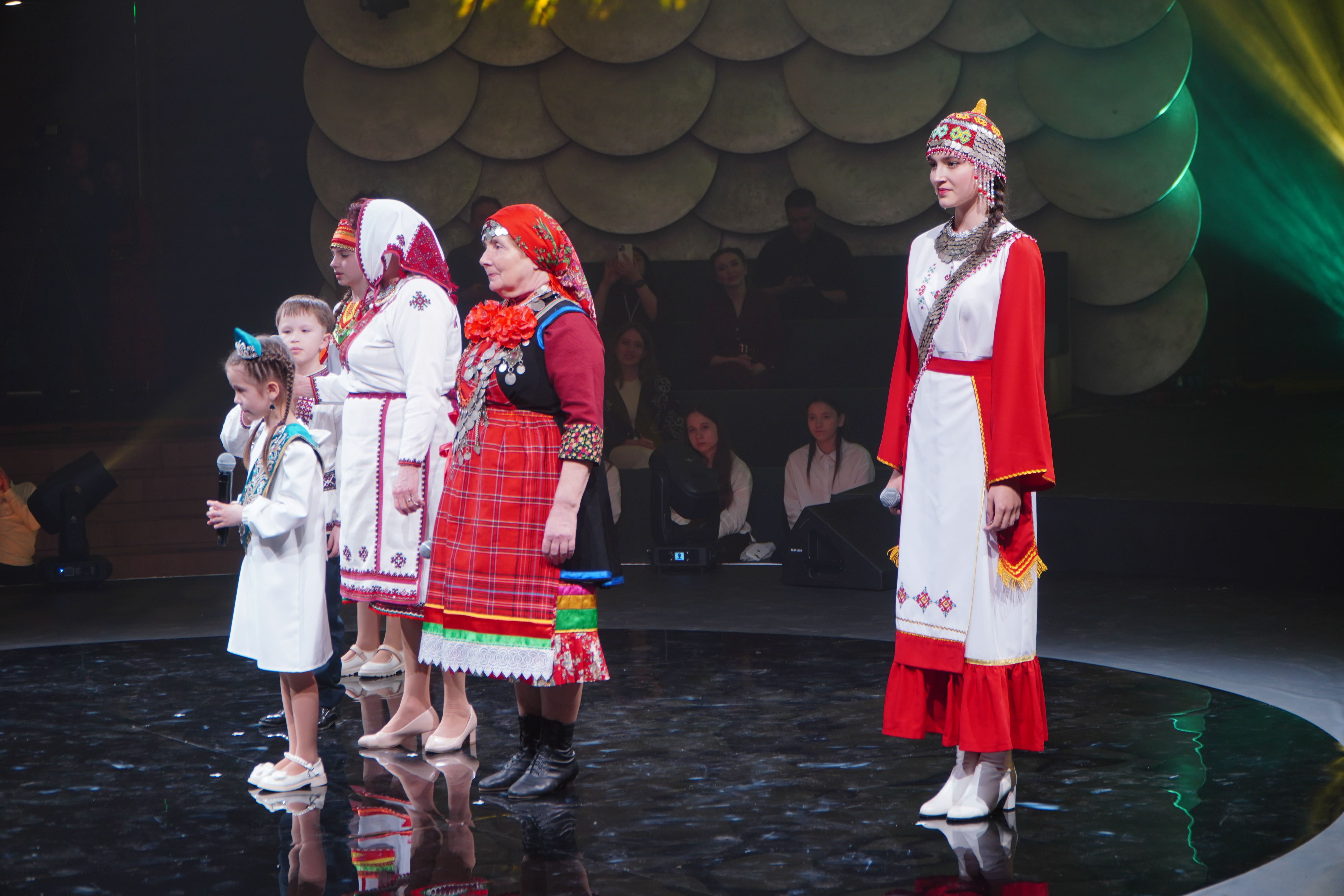 Татар сүзе - Тукай сүзе