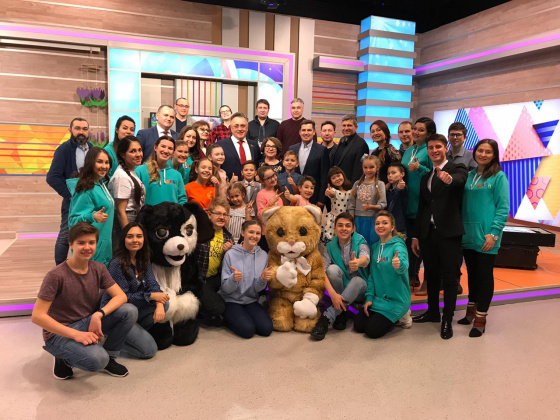 Бездә рәхәт, бездә бәйрәм!