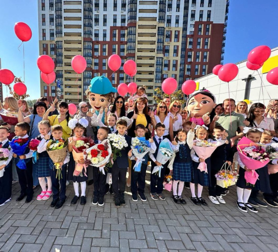 «ШАЯН ТВ» персонажлары балаларны бәйрәм белән котлады