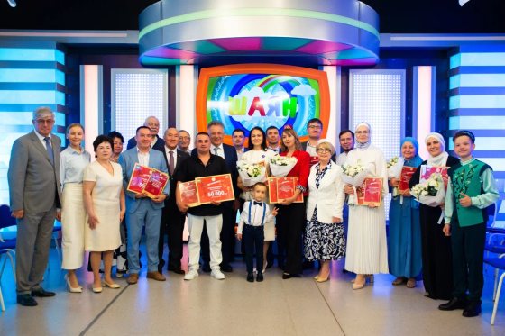 ХИТЛАР БИЛГЕЛЕ! «Балачак җыры» бәйгесенең бүләкләү тантанасы узды