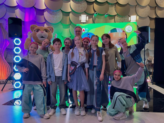 Туган тел бәйрәме!