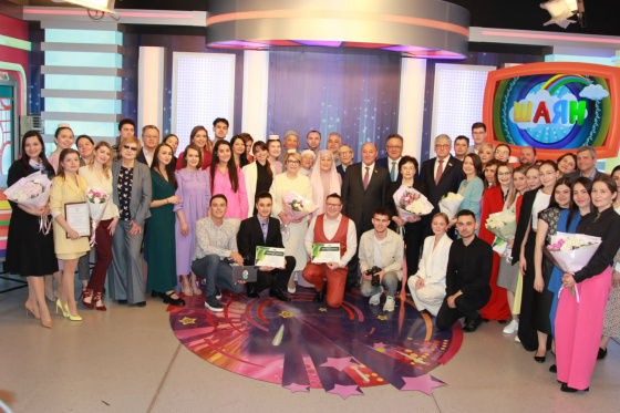 Бүген «ШАЯН ТВ» студиясендә телеканал хезмәткәрләрен бүләкләү тантанасы узды!