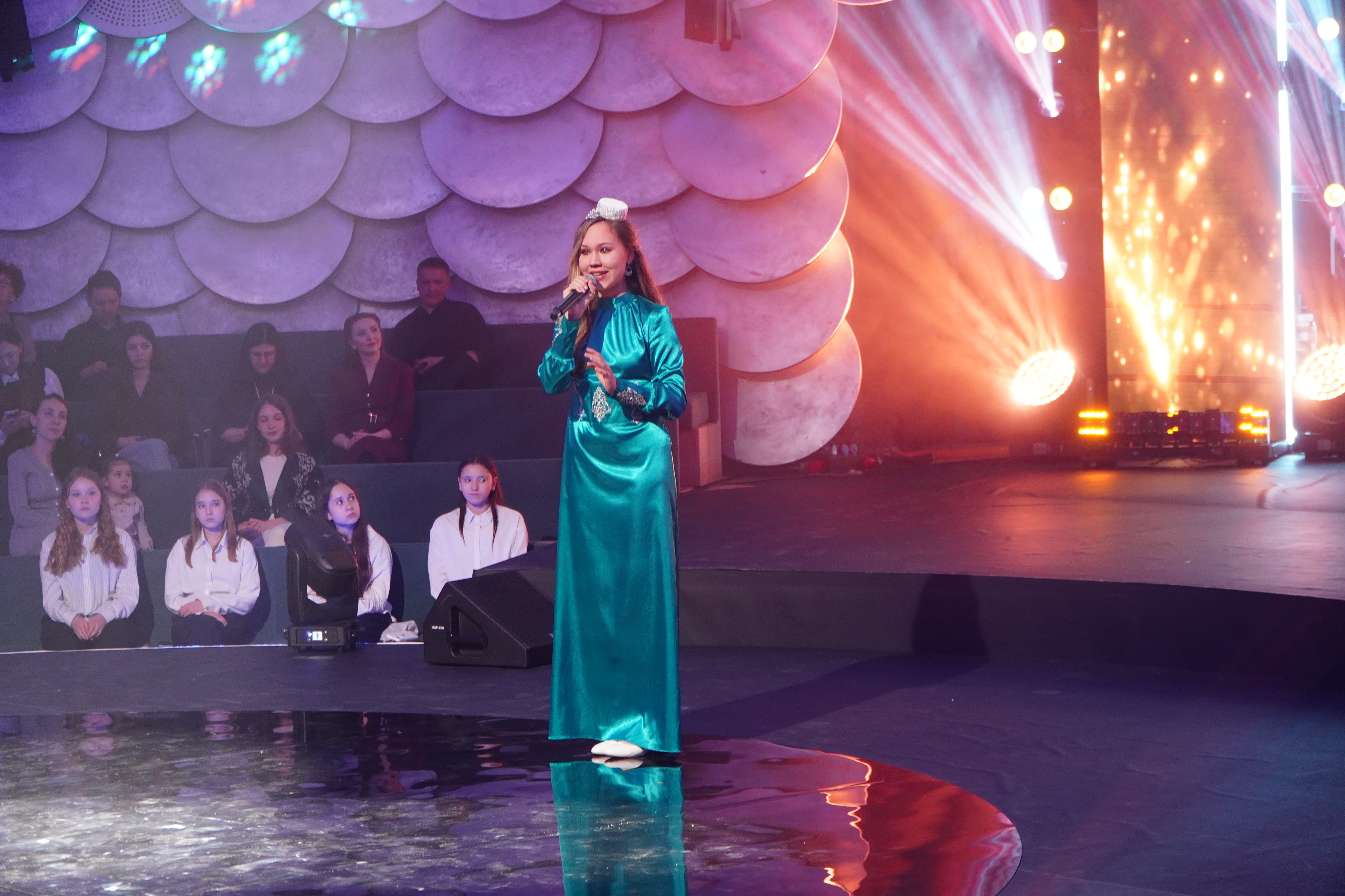 Татар сүзе - Тукай сүзе